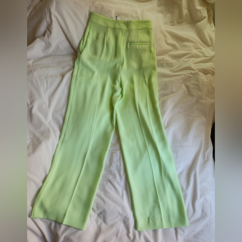 Zara trousers  Light Green BNWT. Trousers/PANTS ONLY - Picture 2 of 15